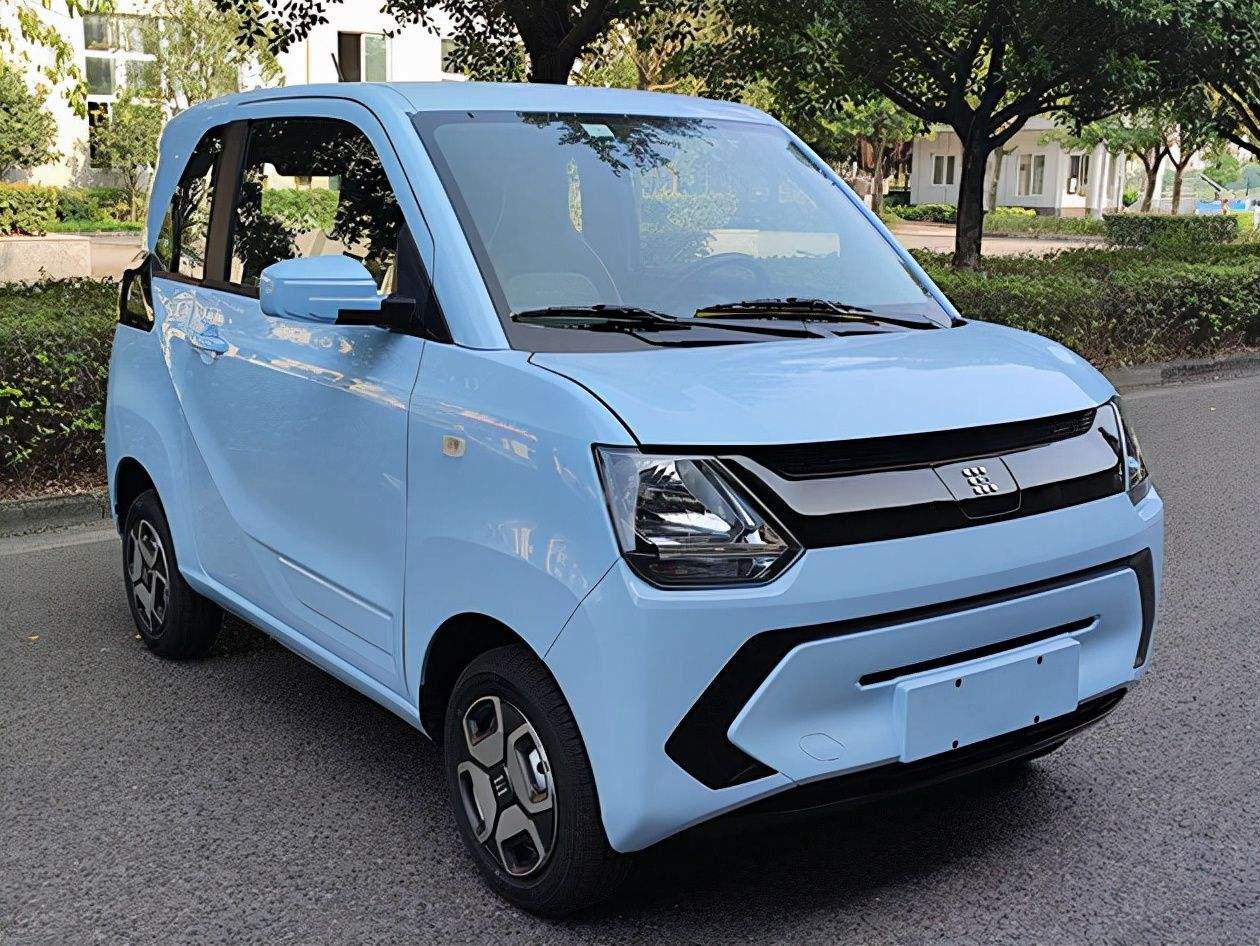 Dongfeng FENGON Mini Electric Cars 3 Door 4 Seats 100km/H Electric SUV Car