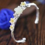 Sterling Silver Natural Jade Culptured Flower Gold Plated Women Bracelet(049924)