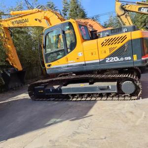 Quality 220LC-9S Used Hyundai Excavator 0.92m3 Bucket Capacity For Construction Projects wholesale