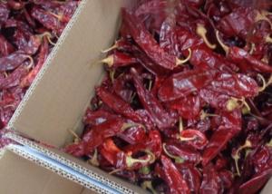 Quality Dehydrated Cherry Red Guajillo Chilis 13CM Dried Long Red Chillies 100 SHU wholesale
