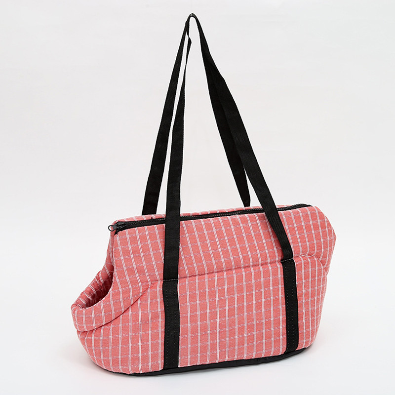 Weight 0.5 Kg Pet Carrier Bag Windproof Classic Style For Outdoor Travel