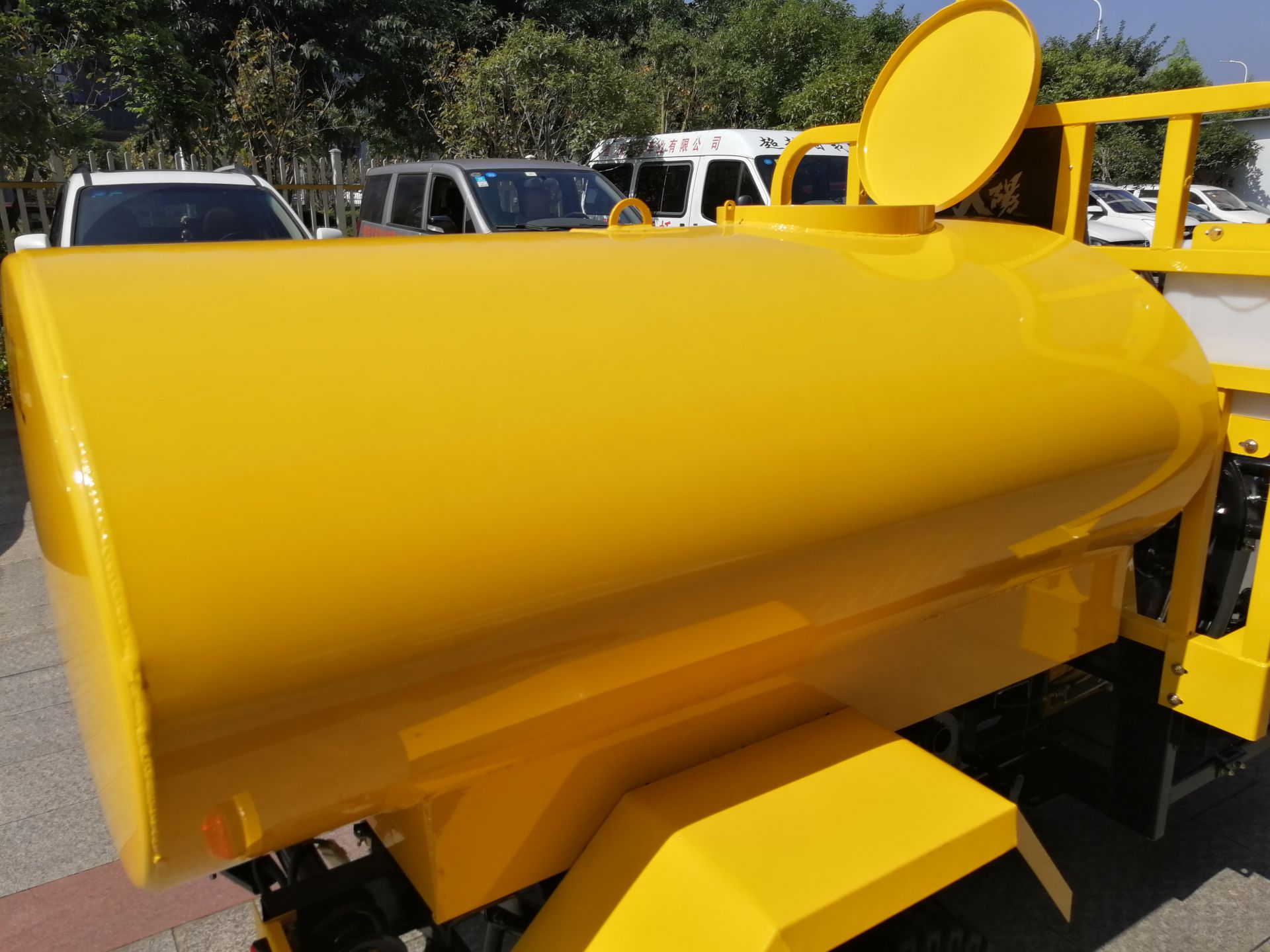 200cc Water Cooled Cargo Tricycle for Fire Fighting and Watering from Dayang Tricycle
