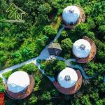 Outdoor Igloo Geodesic Dome Tent Glamping Hotel With Wooden Platform Patio