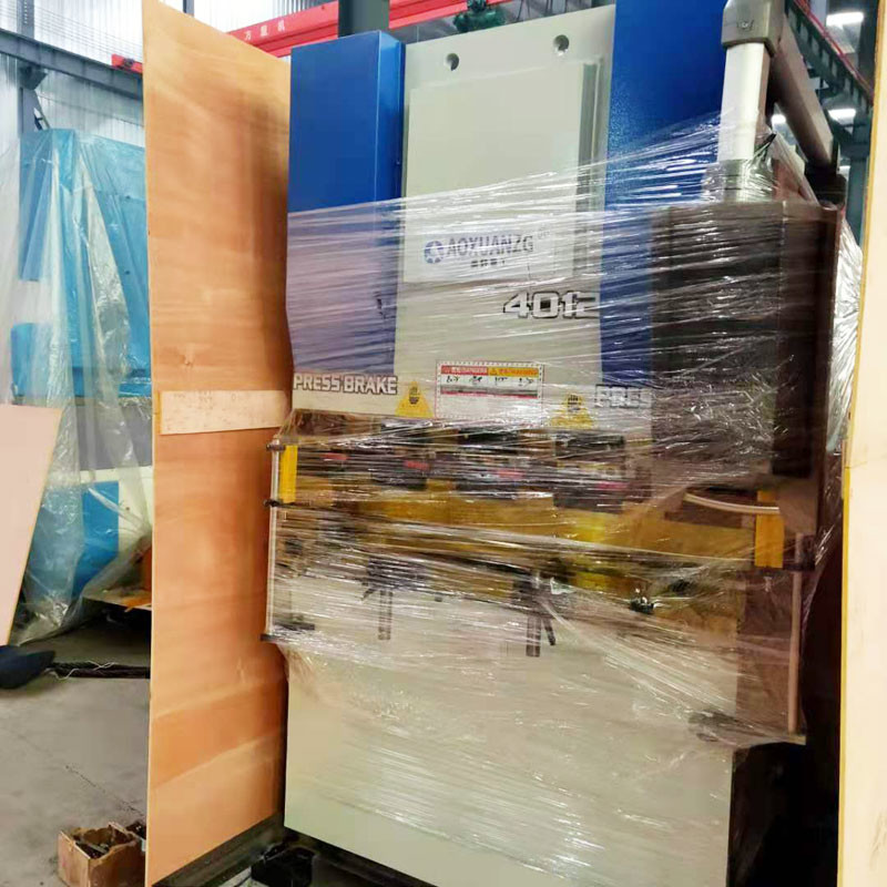 63T1600MM NC Torsion Bar Press Brake Hydraulic With Nanjing Estun E21