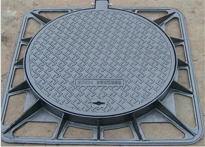 Ductile Iron Sewer Manhole Cover Anti Impact With Lock Durable Service Life