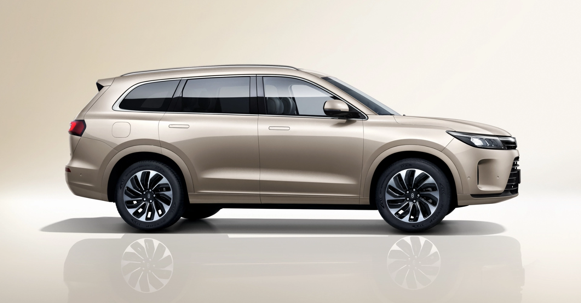 2024 AITO 1.5T M7 Single Motors Comfort Electric Car Chinese Energy Vehicle with Front 6 Rear 6 Radar and Affordable Cost