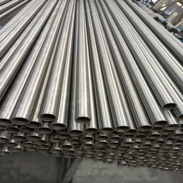 ASTM B338 gr2 titanium welded pipe 48mm High Corrosion Resistance