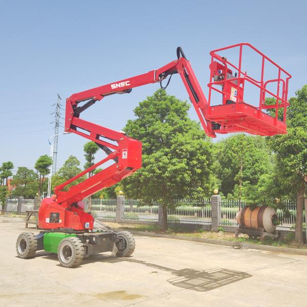 Rear Wheel Drive Hydraulic Articulating Boom Lift for Smooth Construction