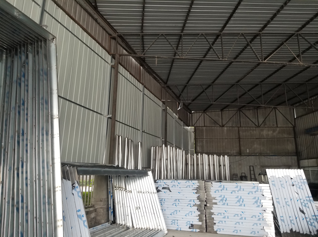 Galvanized 304# SS T8 Tubes 24h Bus Station Shelter
