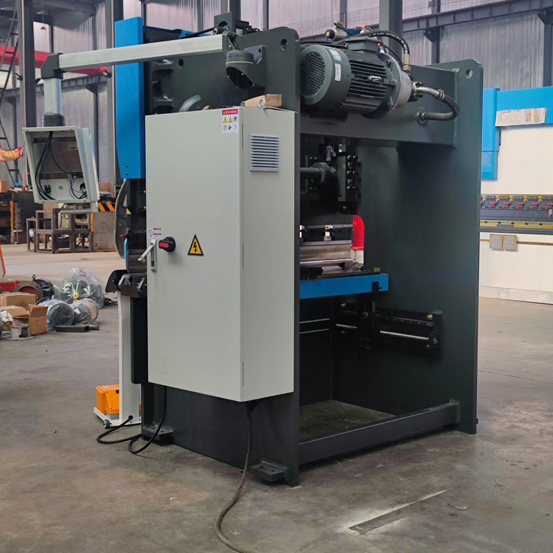 Length 1600mm Small Press Brakes Machine Hydraulic Customer Motor