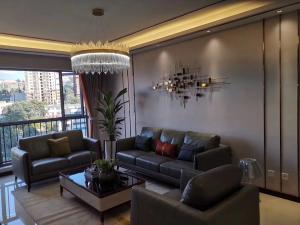 Quality Luxurious Leather Hotel Living Room Sofa Commercial Furniture Classic Design wholesale