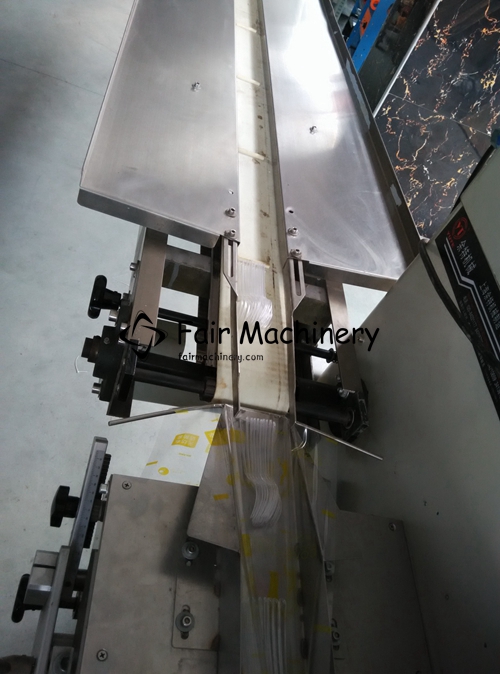 3.4Kw 50Hz Snack Packing Machine , 150BPM Horizontal Flow Wrap Packing Machine