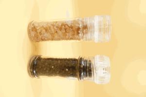 Quality Food Grade Ceramic 110ML Transparent Rock Salt Grinder wholesale