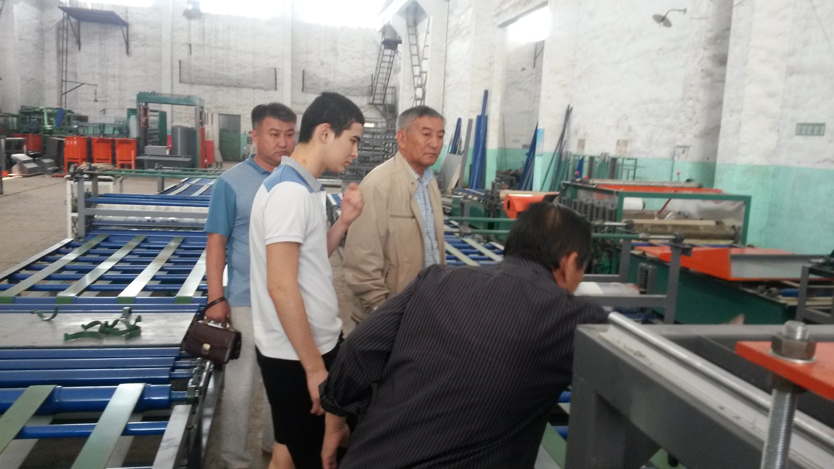 High Speed Glass Magnesium Oxide Board Production Line for Sawdust / Crushed Plant Straw Materials