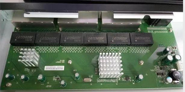 Multiple Profile Aluminum Cold Plate 400W Epoxy Gluing With Copper Pipe
