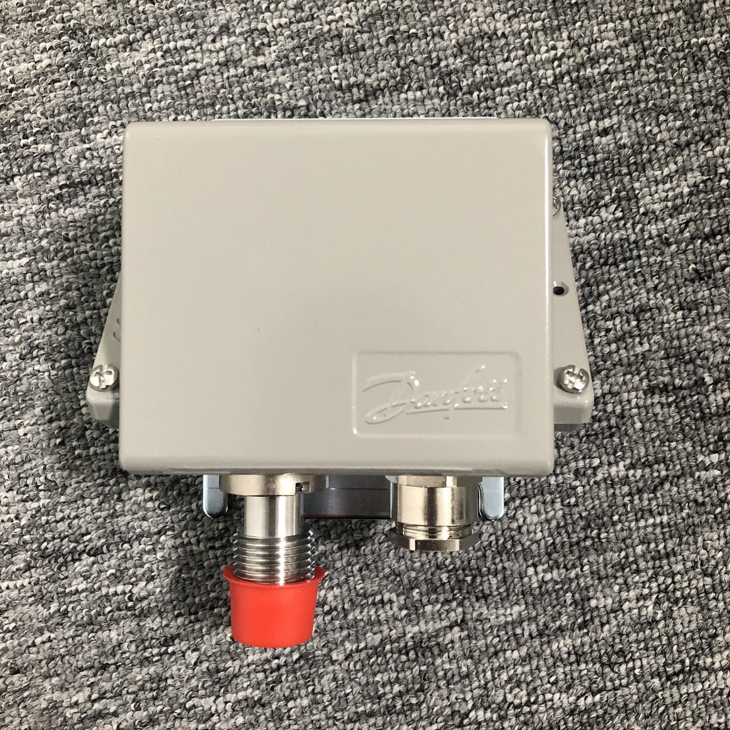 Danfoss EMP 2 Series Pressure Transmitters 084G2106 084G2107 084G2108 084G2109 084G2110 084G2111