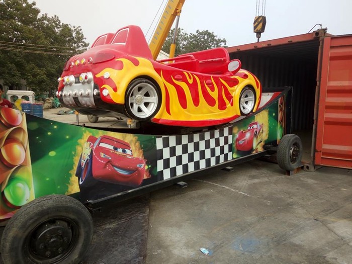 Mechanical Swing Trailer Mounted Rides With Car Design And Dynamic Decorations
