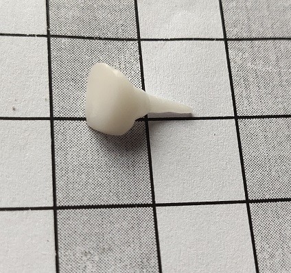 Reinforcing EMAX Porcelain Dental Pin Core