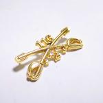 Gold Zinc Alloy 3D Custom Metal Pin Badges 2.25 Inch Cavalry Regimental Crossed