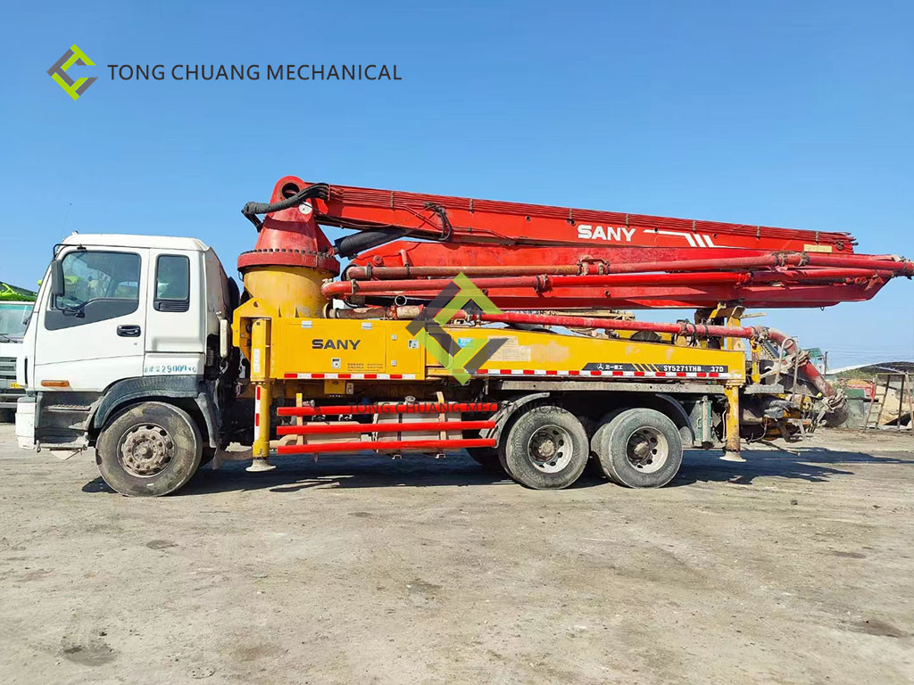 In 2010 Sany Heavy Industry 37 Meters Isuzu Second Hand Concrete Pump Truck