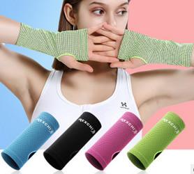 Quality Wristband Summer Sunscreen Hand Gloves Cold Feeling Non Slip Sports Use wholesale