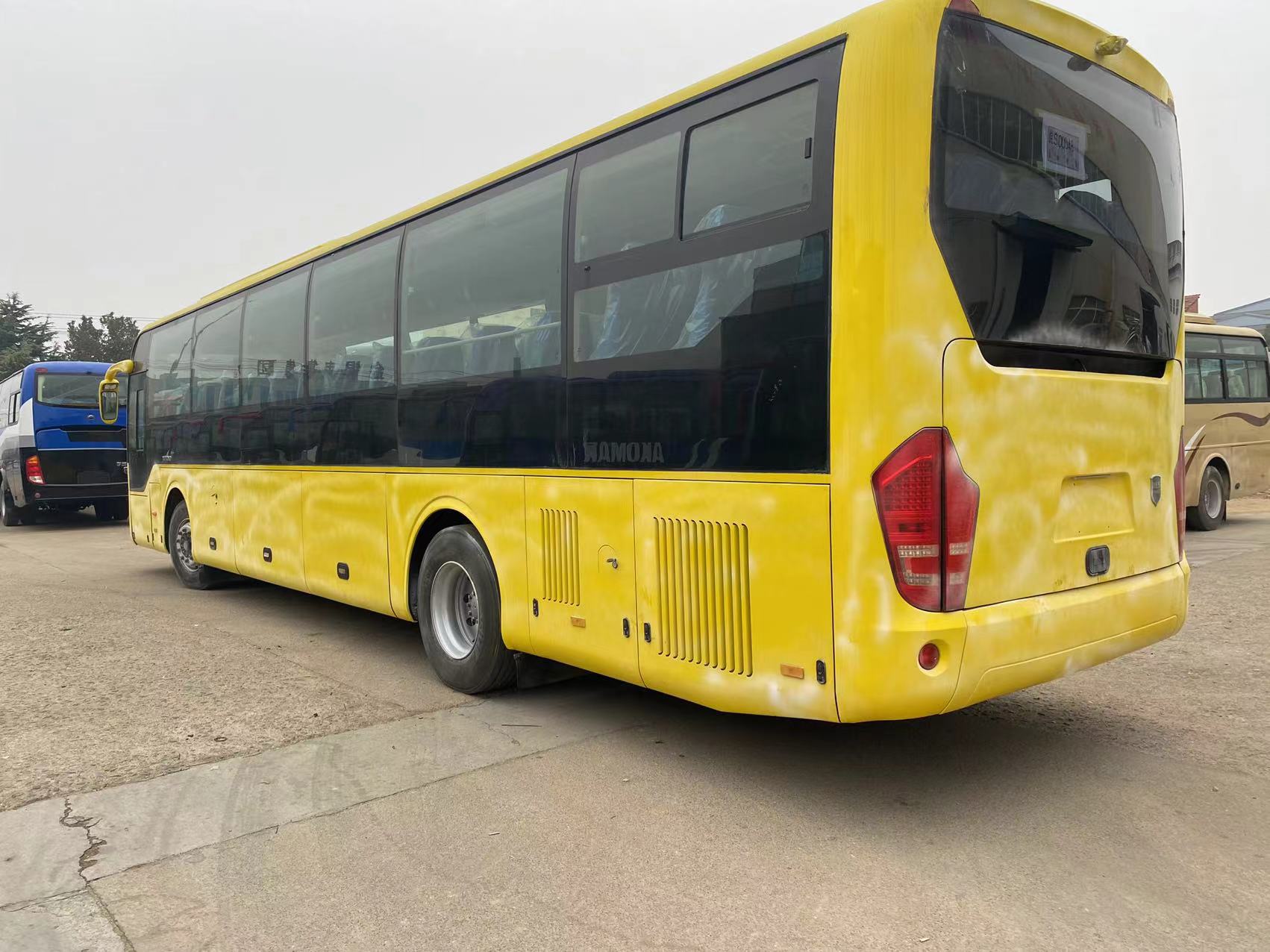 Tourist Luxury Bus 70 Seater Diesel Coach Bus for Customer's Requirement