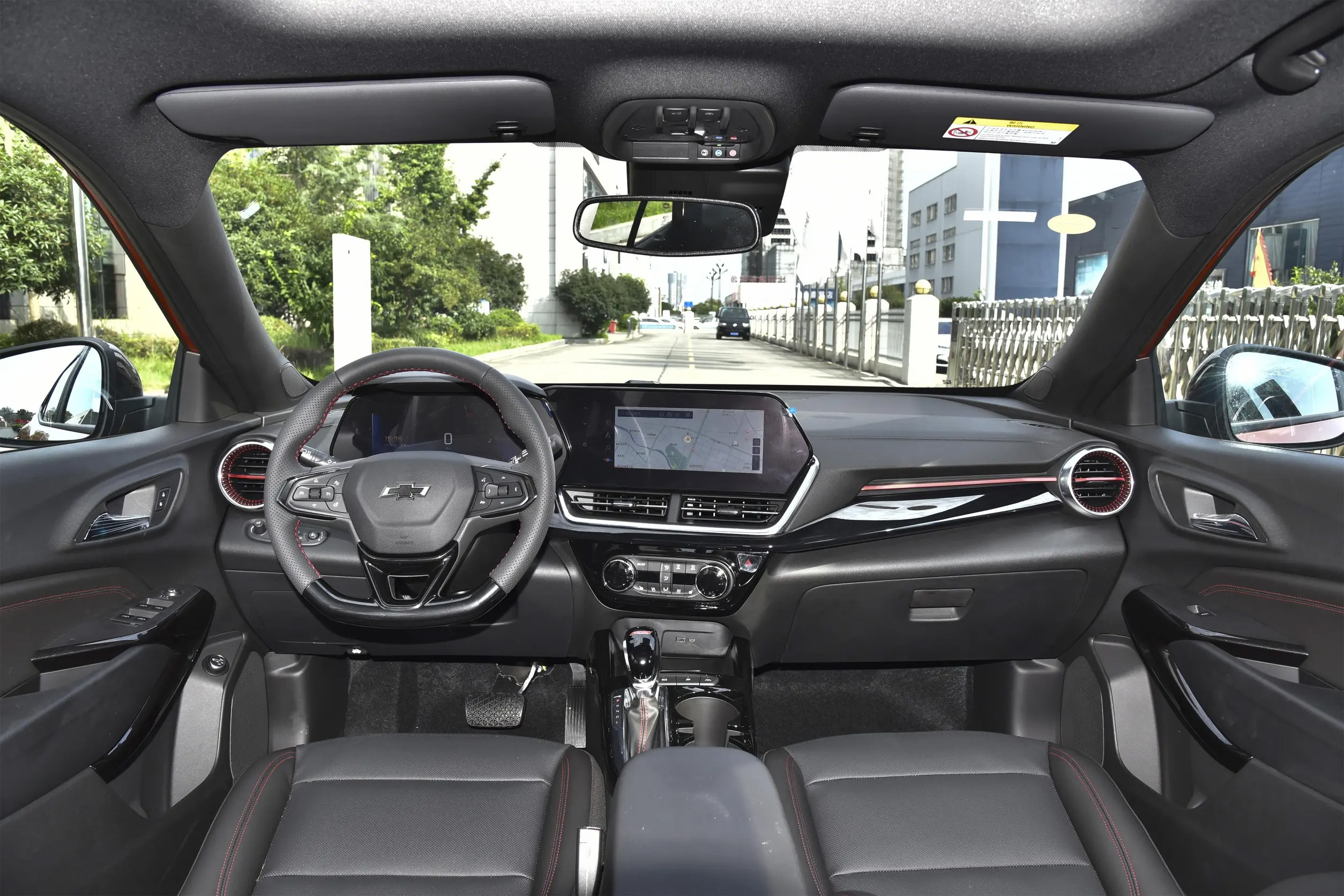 2023 2024 Chevrolet Seeker 1.5t Left Hand Drive Gasoline Car Compact Suv Automatic Multi-function Steering Wheel Chevrolet