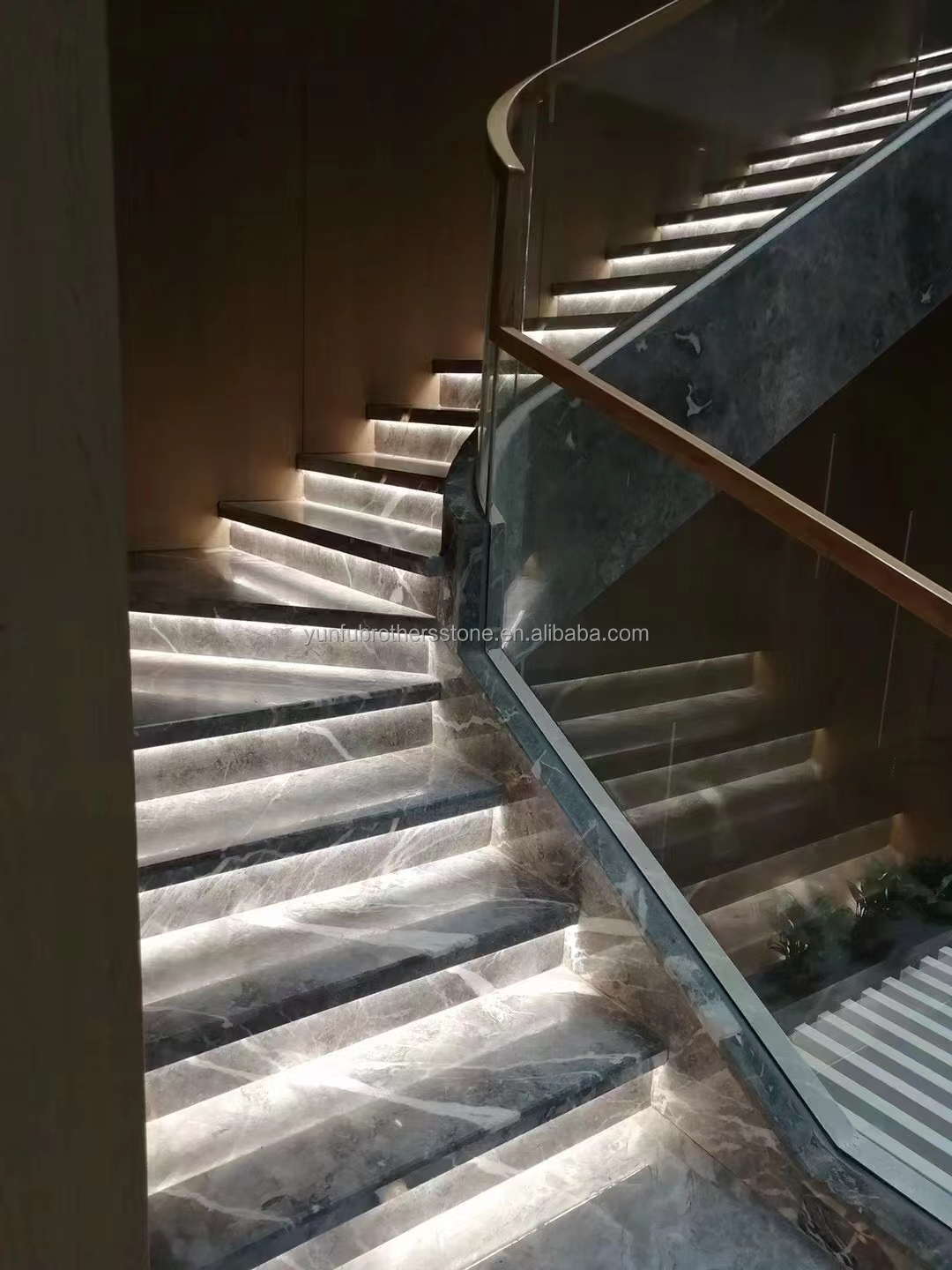 Modern Panda White Calcite Marble Staircase Stone Decorative Marble Stairs at Hallway