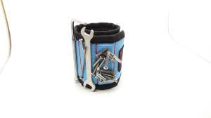 Quality Multi Pocket Straps Handyman Pouch Magnetic Wristband wholesale