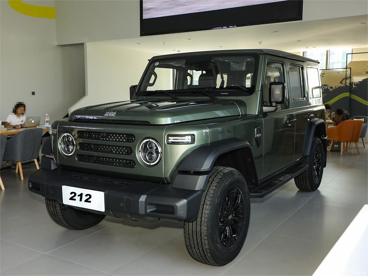 s Top Performance Gasoline Off-road SUV Baw 212 T01 4*4 with 170km/h Top Speed and Touch Screen