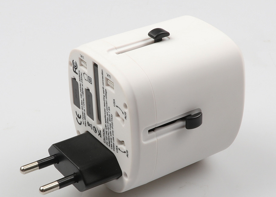 Most Popular AC Output 6A Travel Power Adapter With 2.5A Dual USB Charging Port For Business