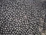 High Cr Grinding Media Cast Steel Balls With Cylpebs HRC58-65 DF024