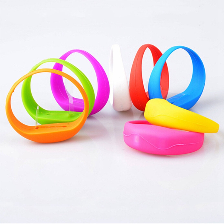 Programmable Blue Led RFID Silicone Bracelets Glow Motion For Membership Management