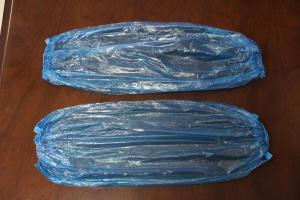 Quality cheap disposable plastic PE sleeve cover in white, red, yellow or blue color wholesale