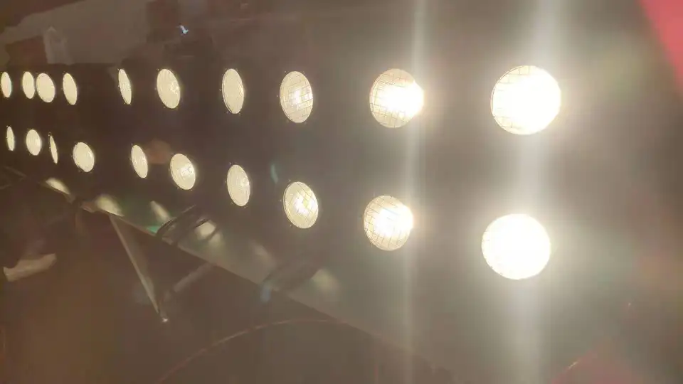 Four Eye Led Profile Light Waterproof 6500K For Theater KTV Stage Lighting