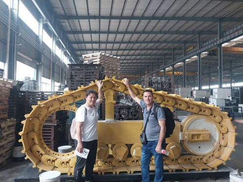EX55/EX400 HRC53-57 8-12MM Bulldozer Track Roller For Undercarriage Parts 9129347