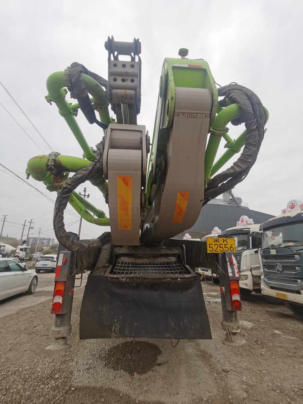 Used Concrete Boom Pump Zoomlion 63meter 56meter 6 Boom Sections Used Pump Truck Machine