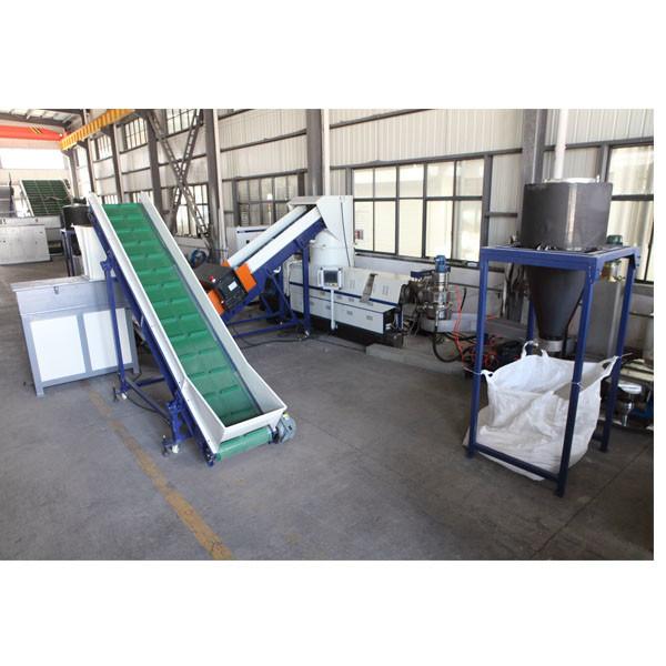 200kg/H - 800kg/H Woven Bag Recycling Machine Pelletizing Machine For Granulatio