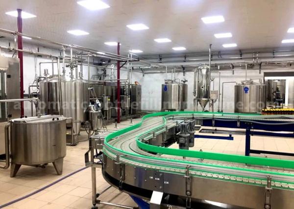 Juice Bottle Rinsing Filling Capping Machine 4 In 1 Satisfying 95℃ Hot Filling