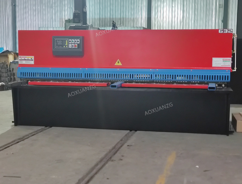 NC Controller Carbon Steel Hydraulic Shearing Machine E21S 6 X 3200mm