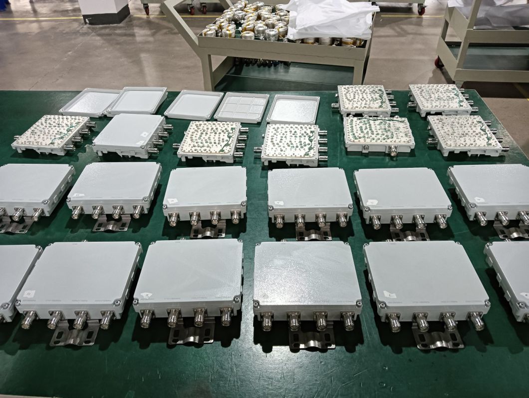 200W DIN Type Male to Female RF Combiner RF Coaxial Fixed Attenuator 2300-2400 2500-2700MHz Dual Band Combiner