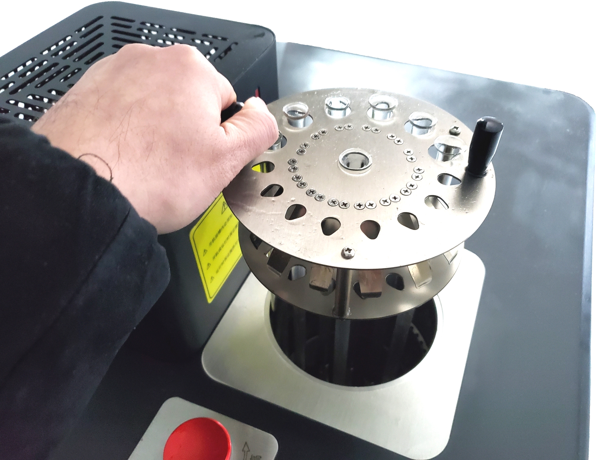 300 C Rapid Heating and Cooling Circulator Intelligent Thermostatic Calibration Oil Bath