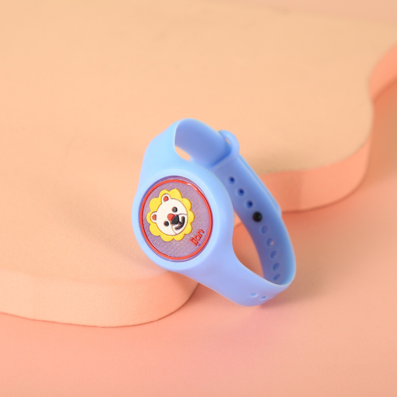 Adjustable Silicone Mosquito Bracelet – Non-Toxic, Hypoallergenic & Reusable Insect Repellent for Travel, Hiking & Outdoor Activities