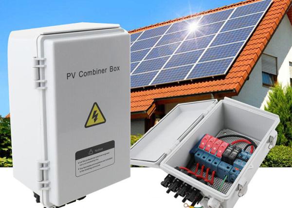 Cheap Plastic 15A PV Combiner Box 4 Strings 550VDC Circuit Breaker For Solar Panel for sale