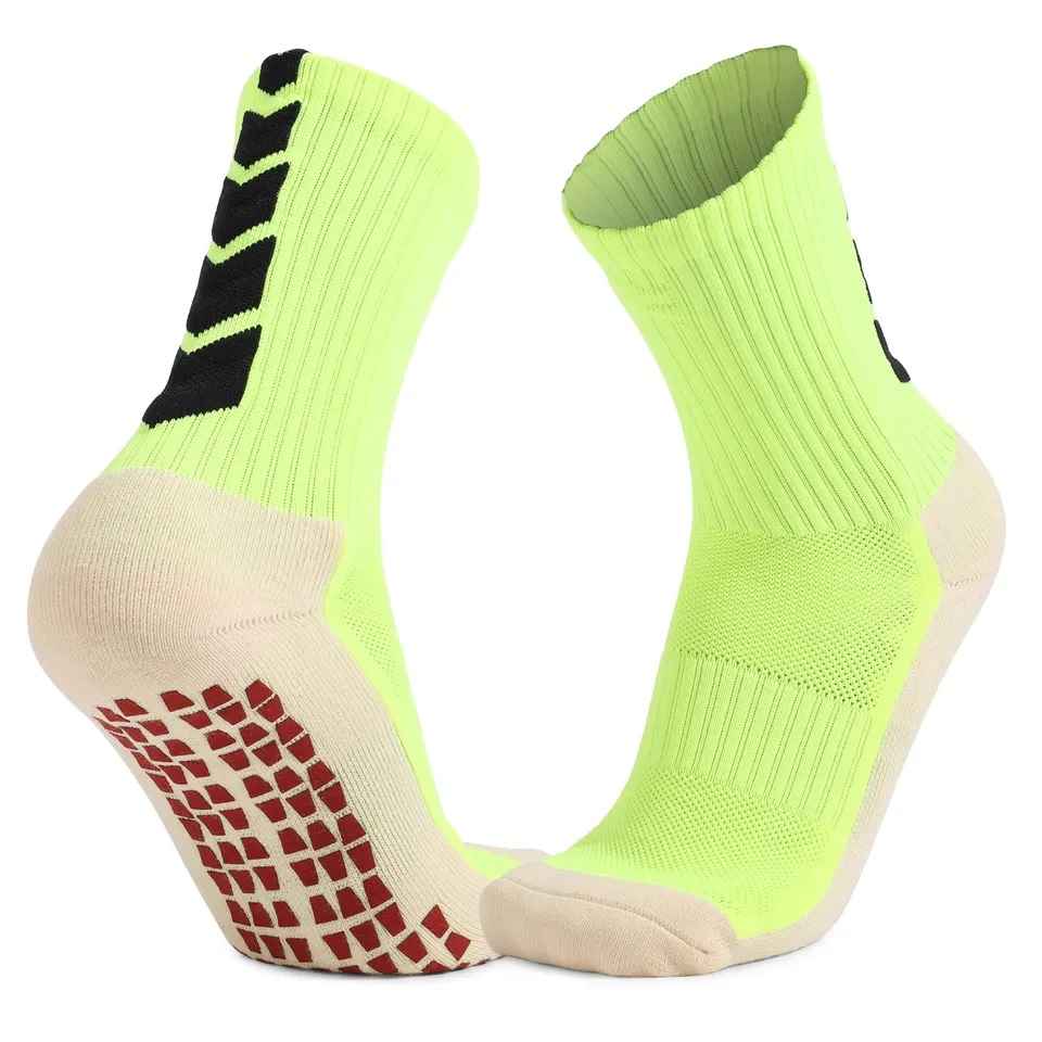 Custom Performance Standard Thickness Non-Slip Athletic Soccer Grip Socks for Men