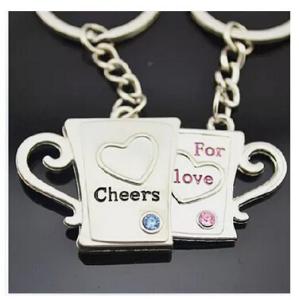 Quality New creative gift product cheer cup wedding gift keychain keyrings wholesale