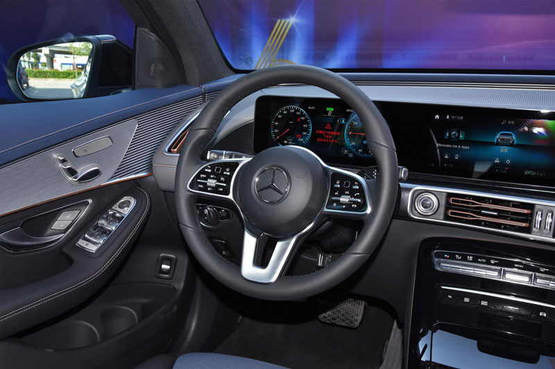 2024Hot sale EV Electric Vehicle Mercedes Benz EQC Medium SUV Pure Electric 5-door 6-seat SUV Maximum Speed (180km/h)