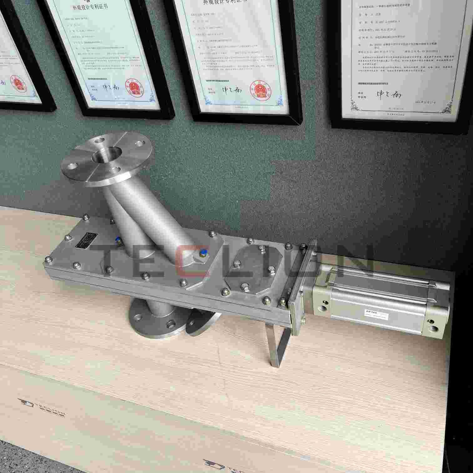 Stainless steel line changing valve suitable for dilute phase pneumatic conveying or gravity unloading