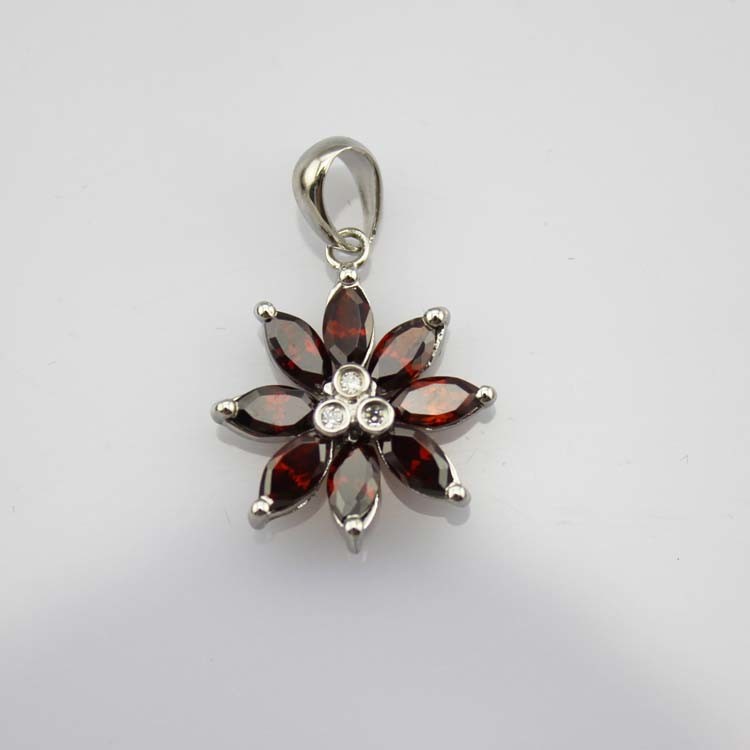 925 Silver Jewelry Blue Topaz Cubic Zircon Flower Pendant (FP022)
