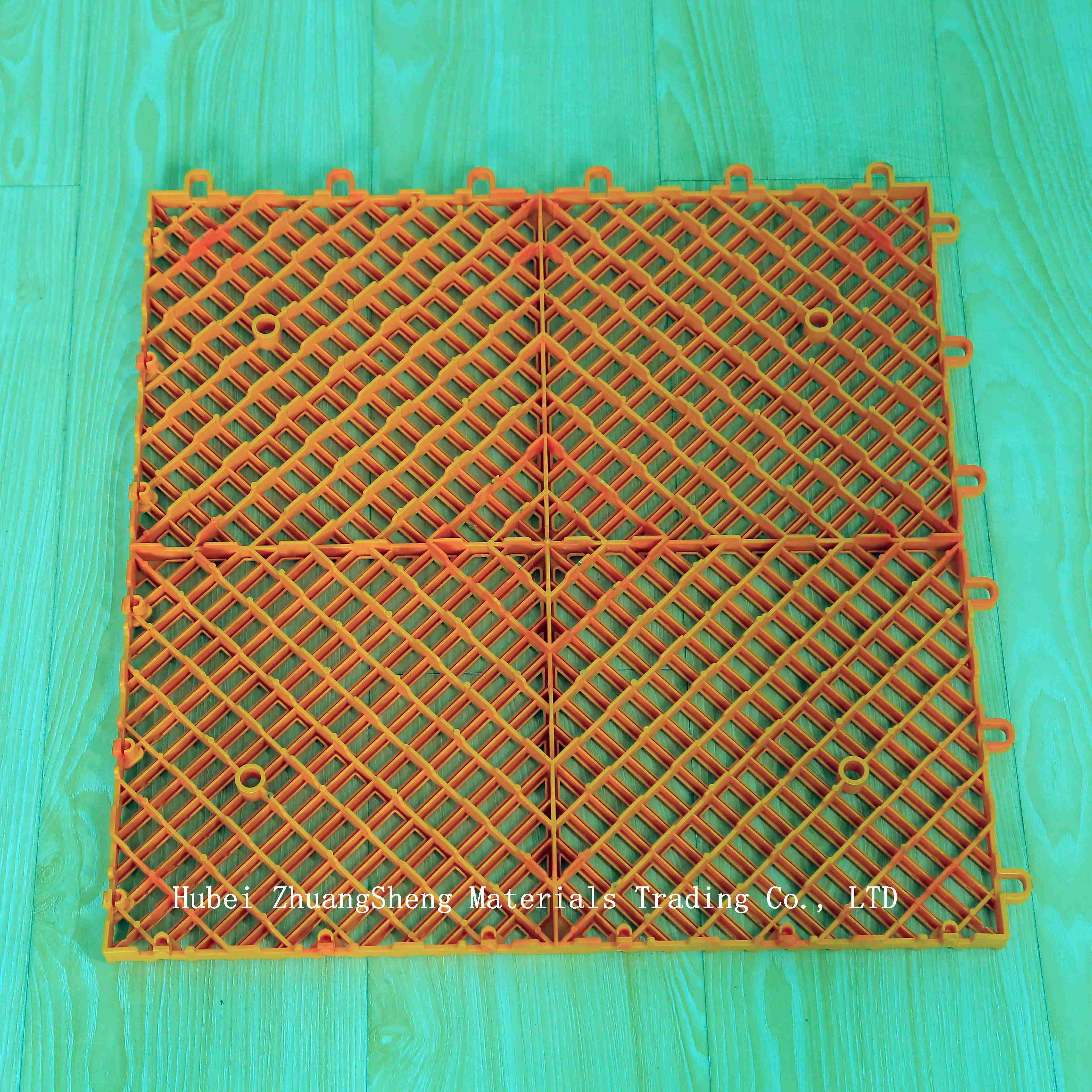 1.8mm Plastic Floor / Plastic Permeable Floor / Modern Interlocking PP Flooring Indoor Sports Plastic Floor Mats